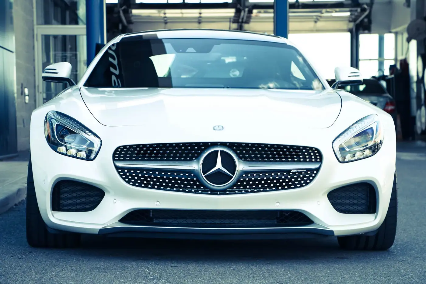 Mercedes-AMG GT, Automotive