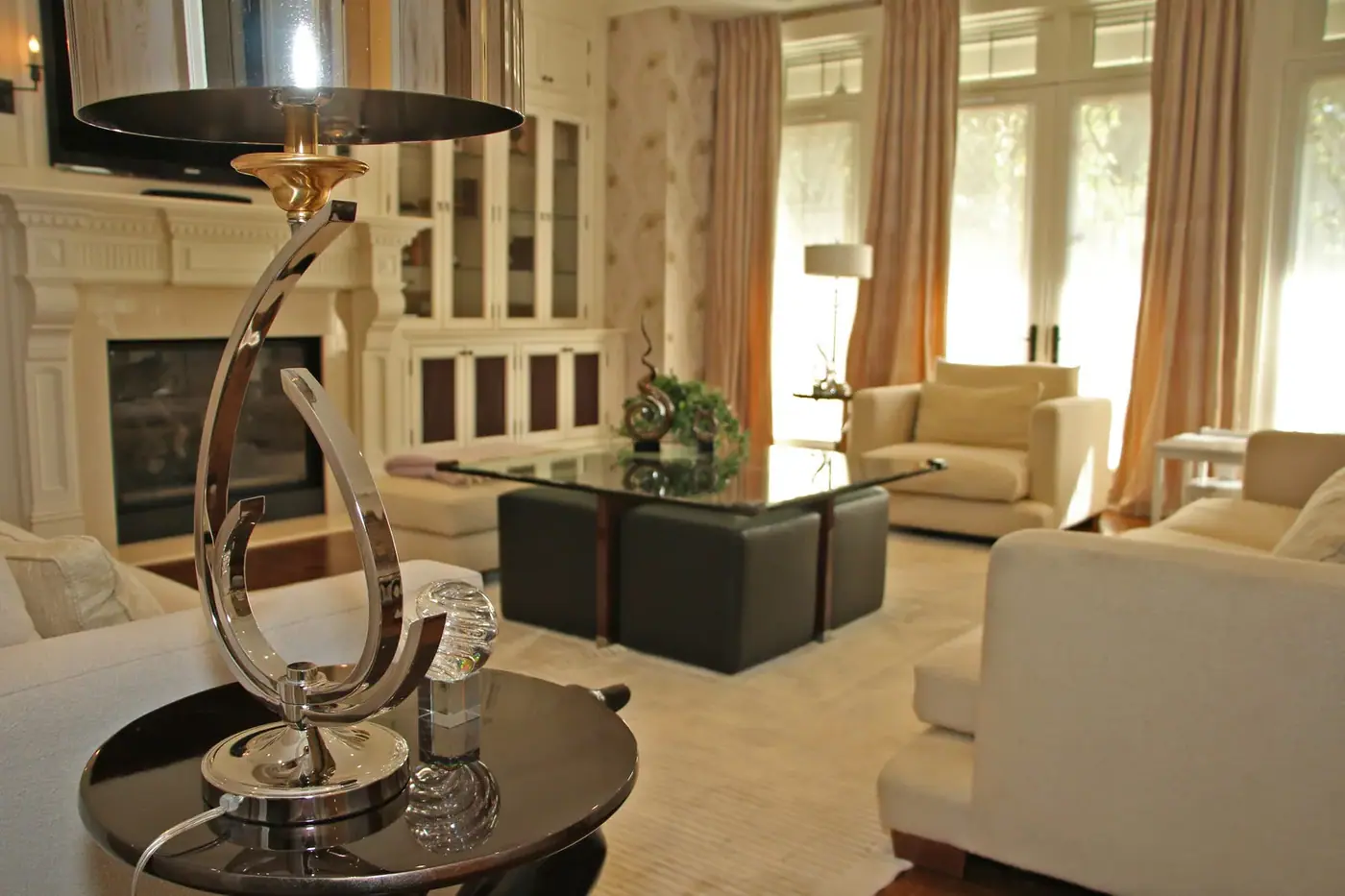 Living room, Interior