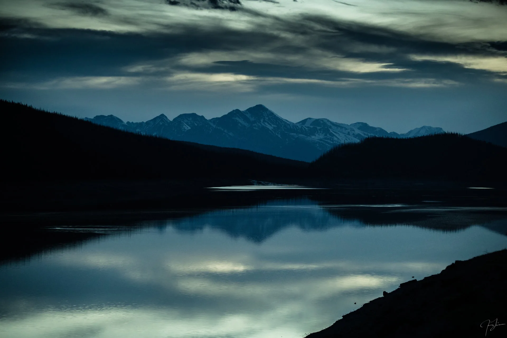 Silhouette reflections, Landscape